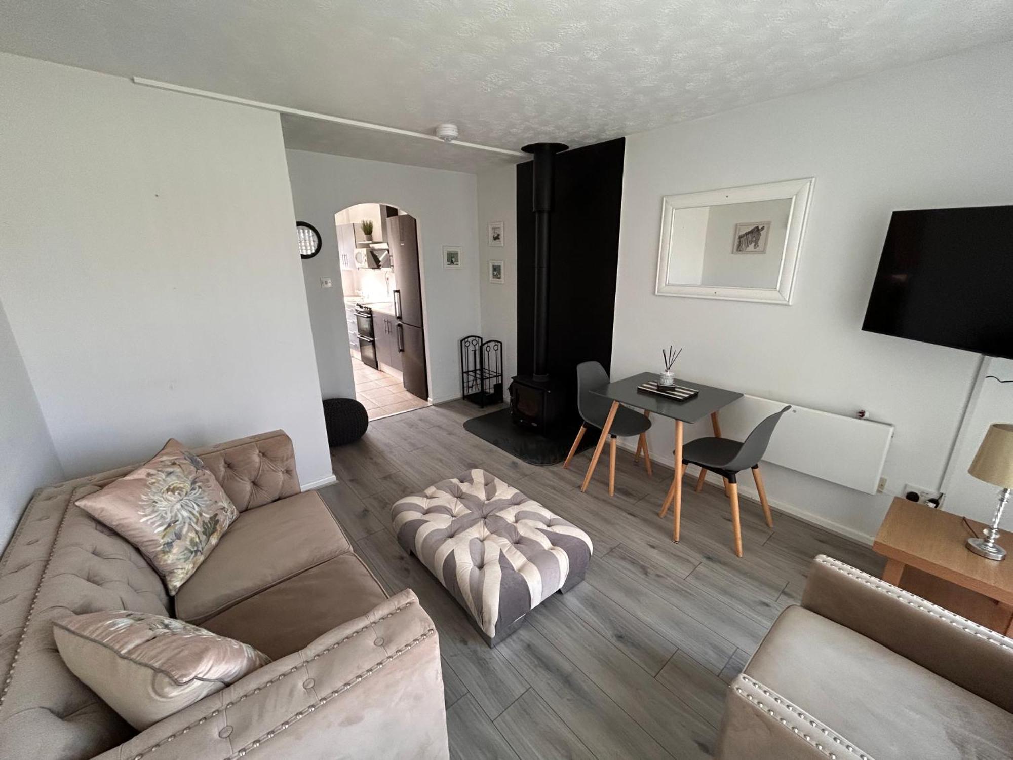 Dog Friendly Beachside Cottage No11 Kessingland With Private Parking Kültér fotó